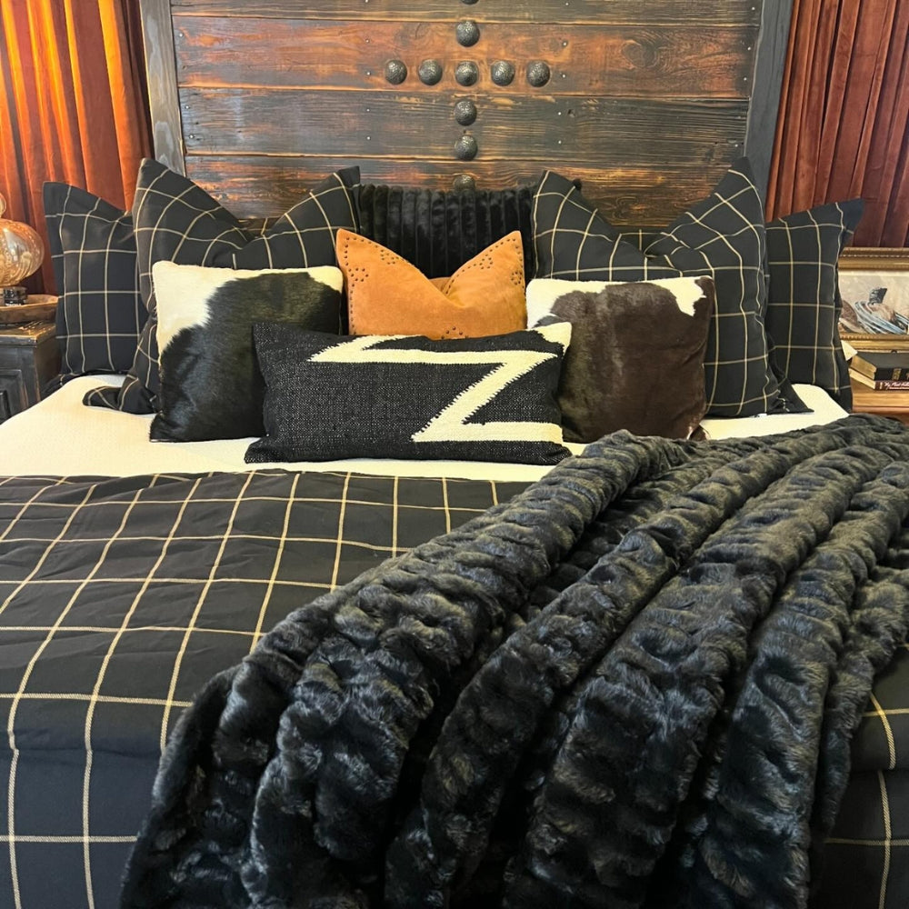 Faux Rabbit Fur Double-Sided Throw Blankets - Black - Faux Fur - The Boho House